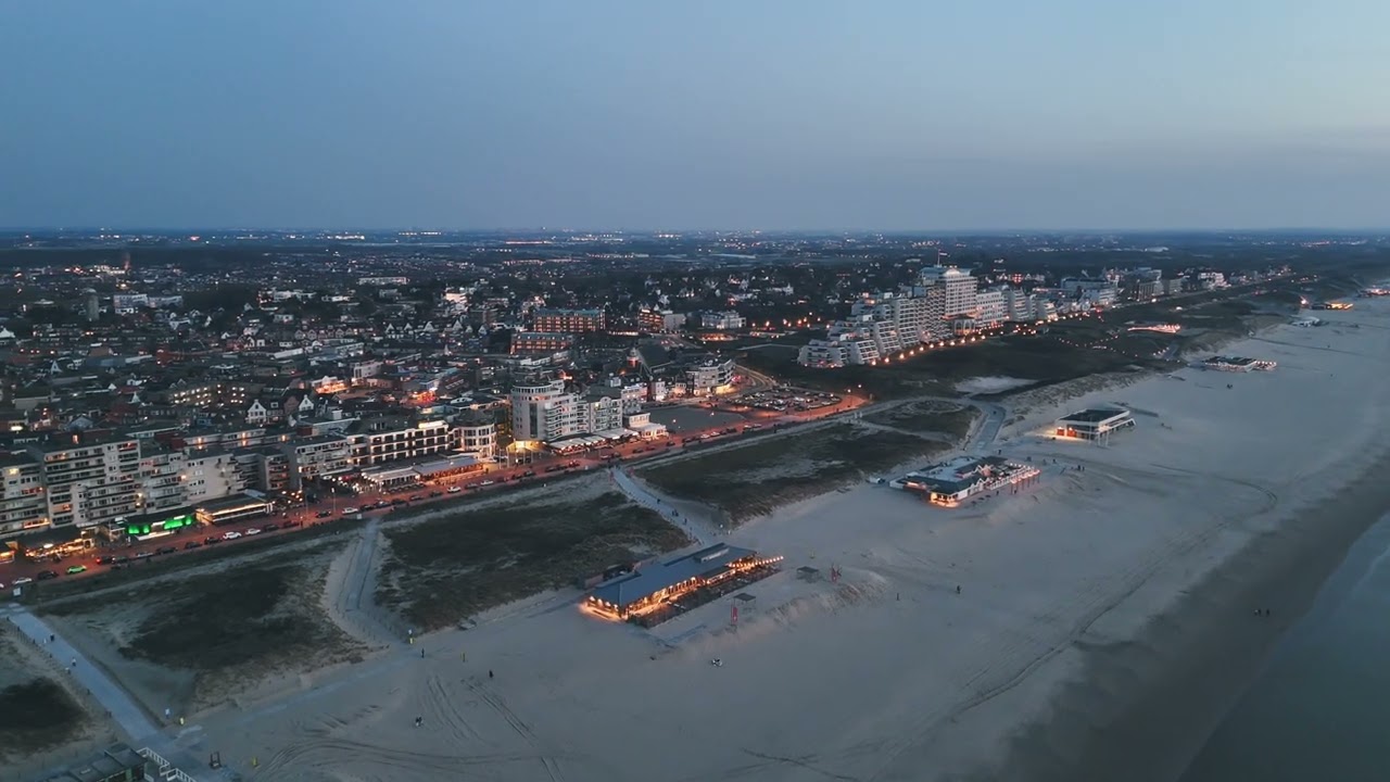 Noordwijk aan zee in de avond - drone video