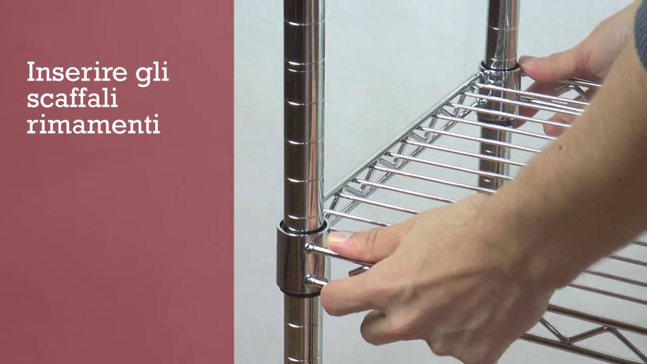 Carrello in acciaio cromato con piani in legno