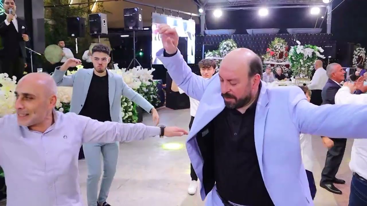 حفل زفاف محمد عدنان موصللي المنشد محمد حمامي تصوير بيرويا ياسين نعمه ٠٩٤٤٤٤٠٥٠٢ الجزء الثاني