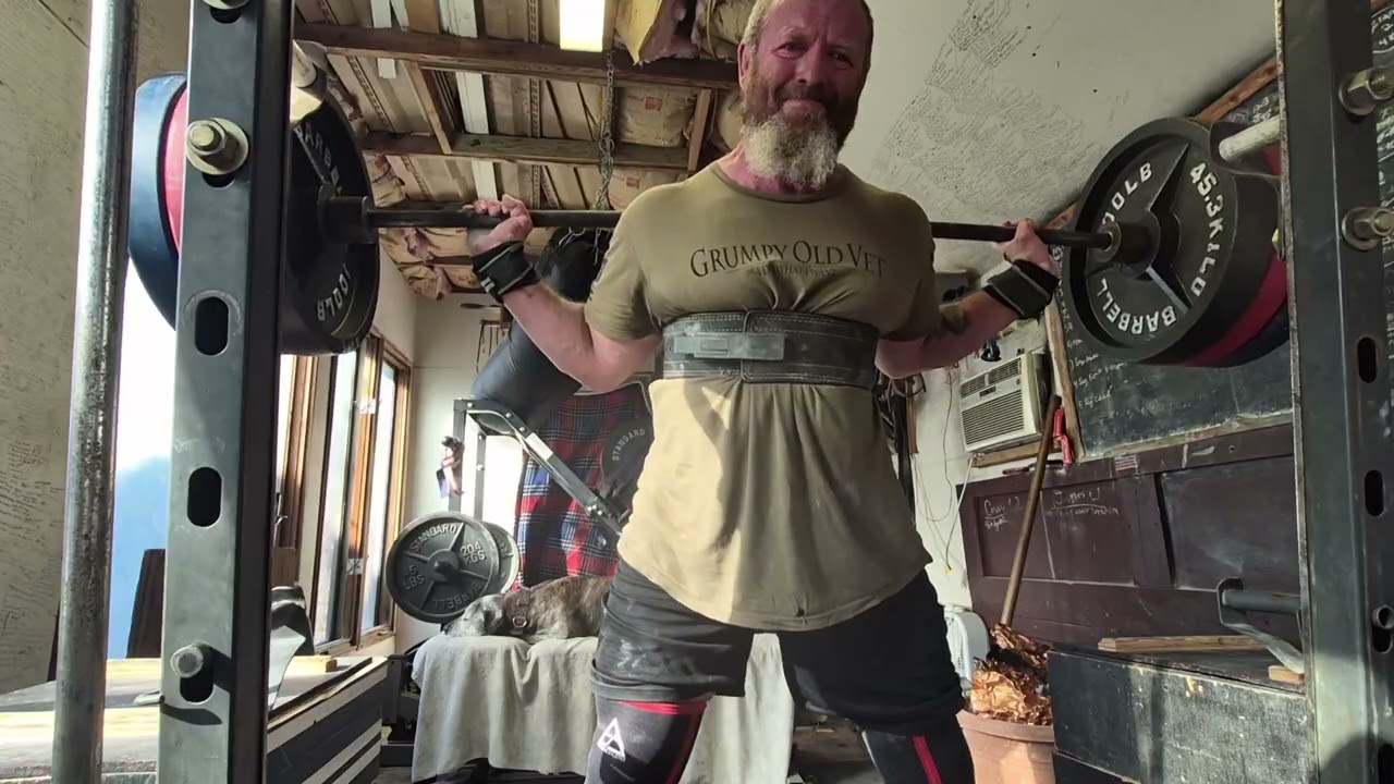 Squats 545x2x2 #powerlifting # squats