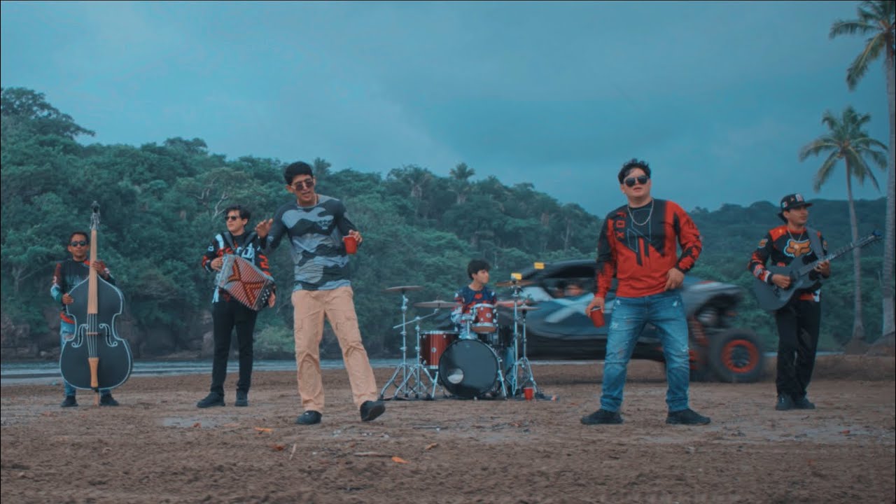 4 x 4 - German Medina x Grupo Definido (Video Oficial)