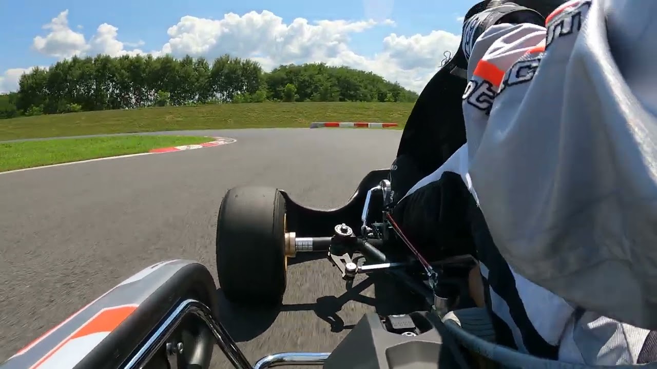 Tréning Palóc Ring,motor Rotax Max,podvozok Croc.