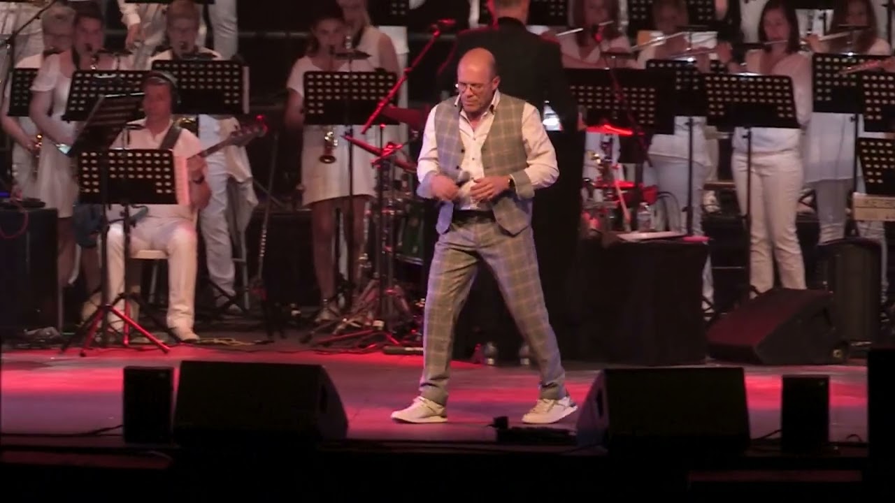 Forever Band & Rudi Tastenoe: Robbie Williams medley (as played by TOPPERS)