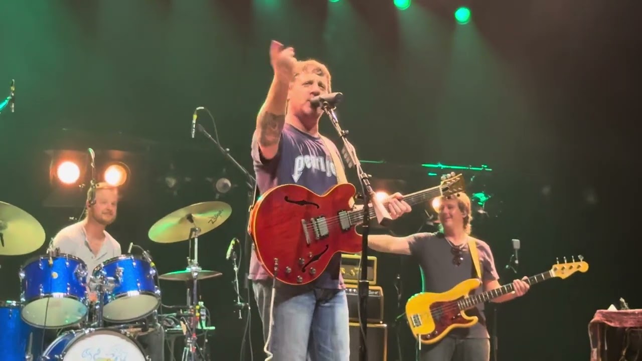 Sturgill Simpson (You Can Have the Crown/Red Red Wine) @ the Armory Minneapolis, MN 5/6/25