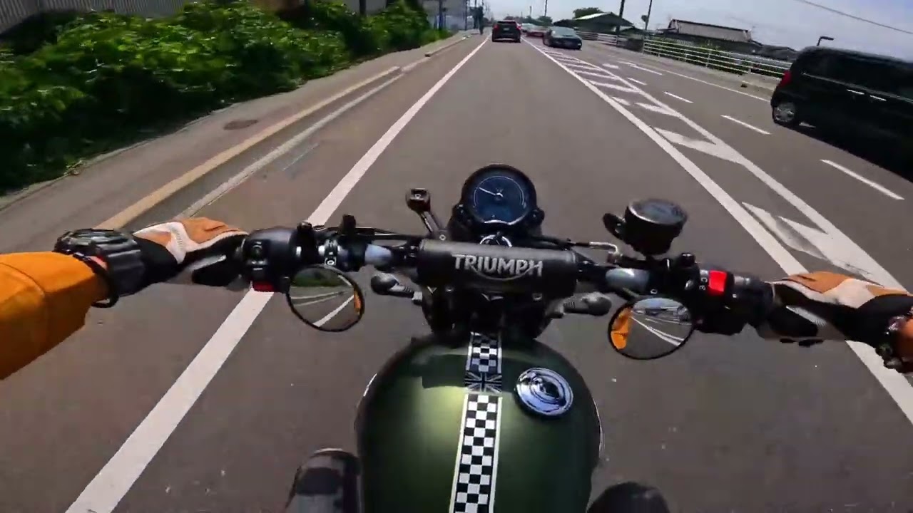 TRIUMPH Scrambler900  Let's go buy bread on a bike/そうだパンを買いに行こう。スクランブラー900