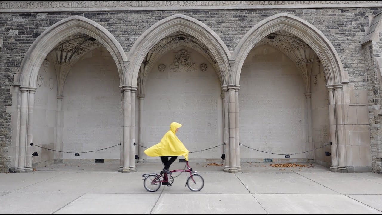 Bromptoning in the Rain with the Cleverhood Rover Rain Cape (Review)
