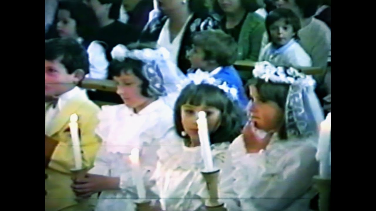 Elsőáldozás - ünnepségek  Máriahalom 1995.