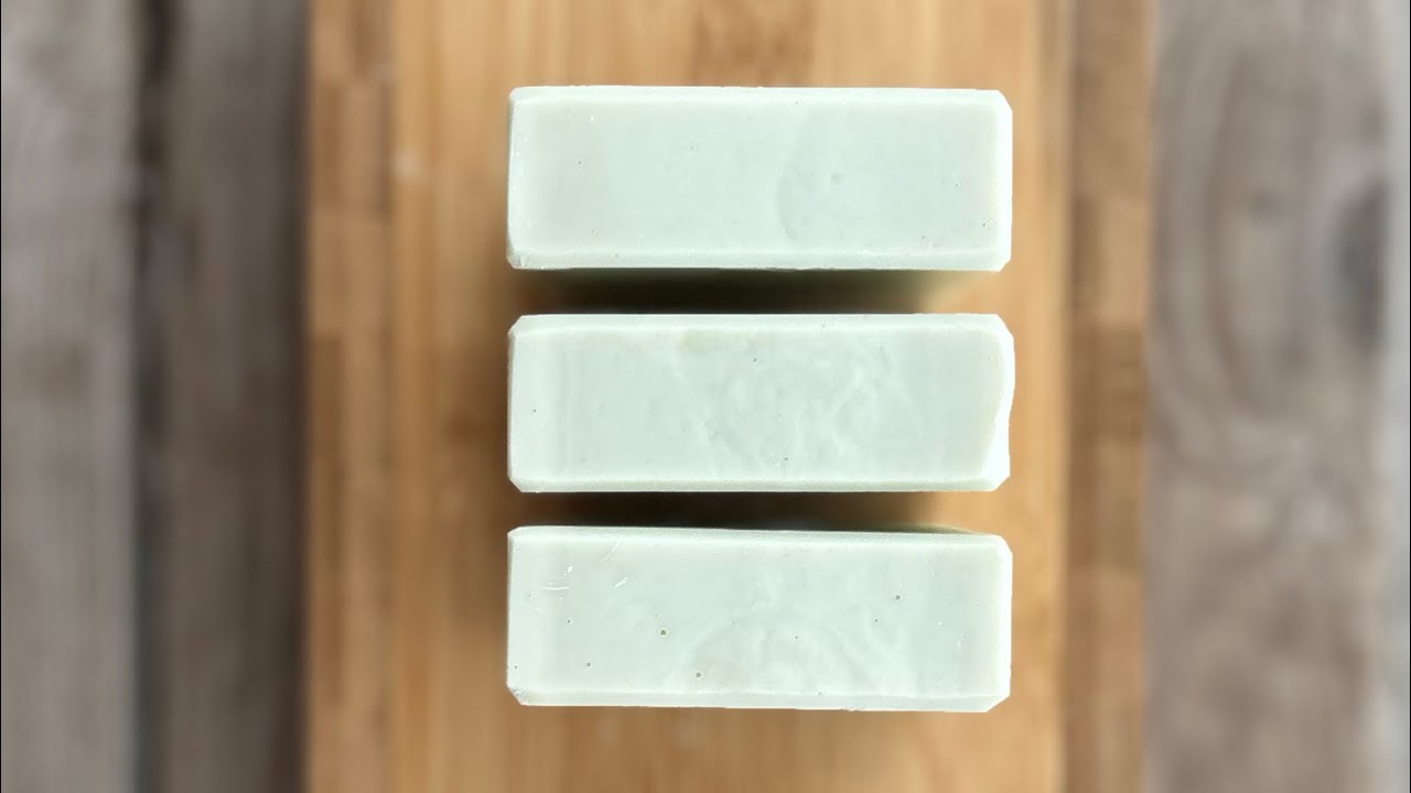 Watch me decorate the face of this soap with a stencil! 