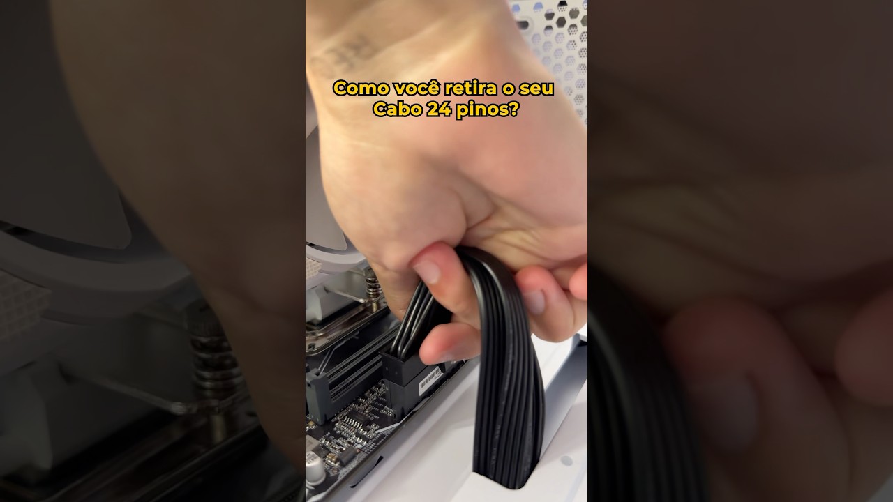 Voc&ecirc; consegue tirar ele com facilidade? #fonte #gamer #pc #energia #pcgamer #pipocatech