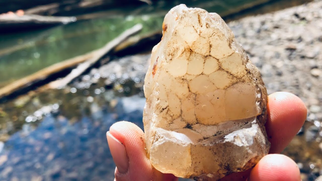 Rockhounding Day Trip 1 • Thunder Egg Pieces and Chalcedony Chunks