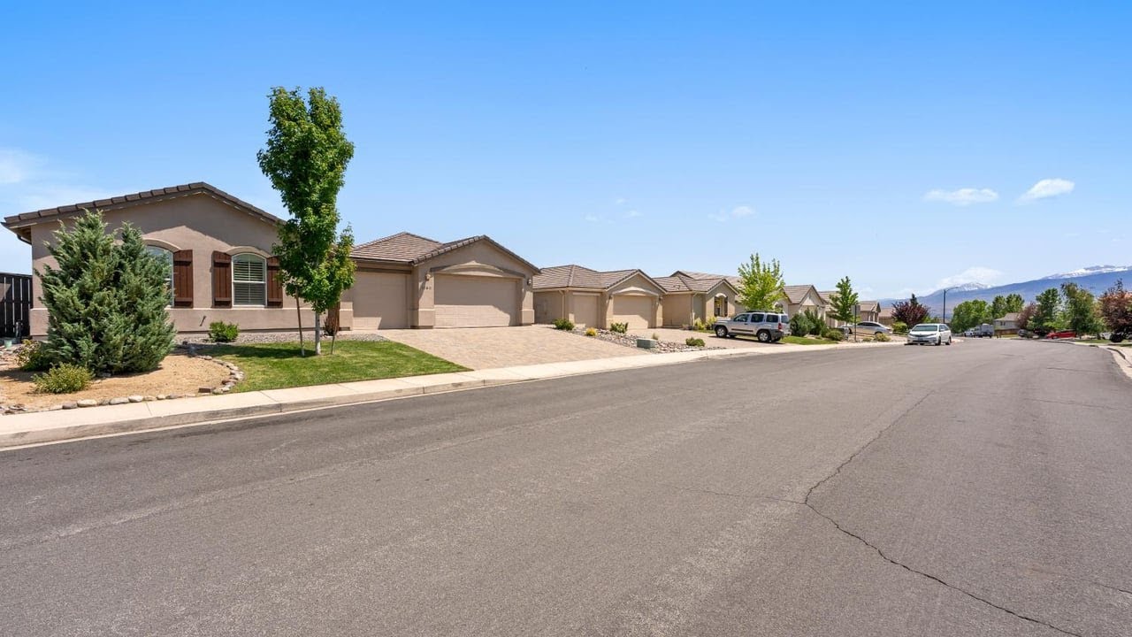 1080 S University Park Loop, Reno, NV
