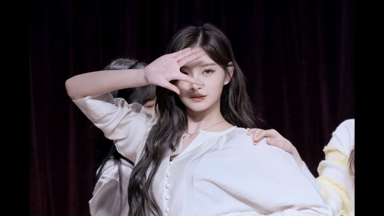211219 에버글로우 Everglow 이런 Yiren ( Don't Speak ) Return of the Girl 팬사인회