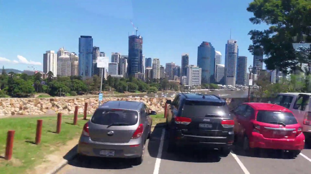 Drive through Kangaroo point, Brisbane, Australia