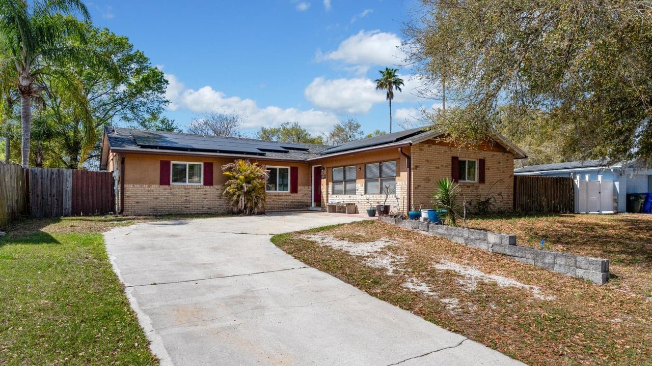 2356 Valley Ave, Kissimmee, FL
