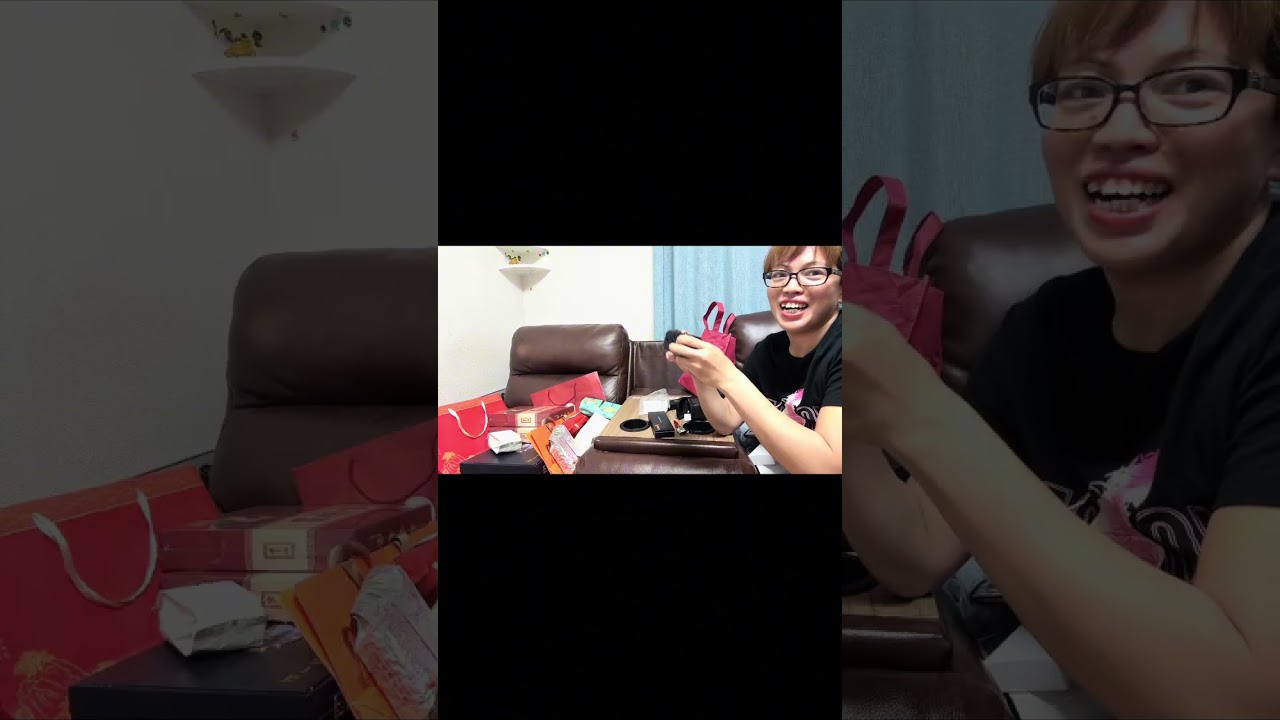 Salamat sa lahat ng regalo at pasalubong babe