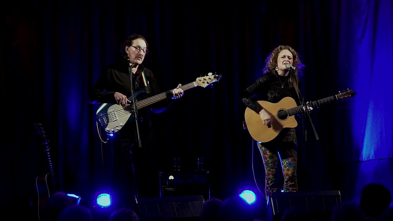 Alice Howe & Freebo at The Live Room at Saltaire