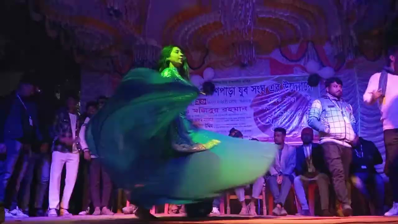  তামান্নার অস্থির করা ডান্স  তামান্না মানেই আগুন 