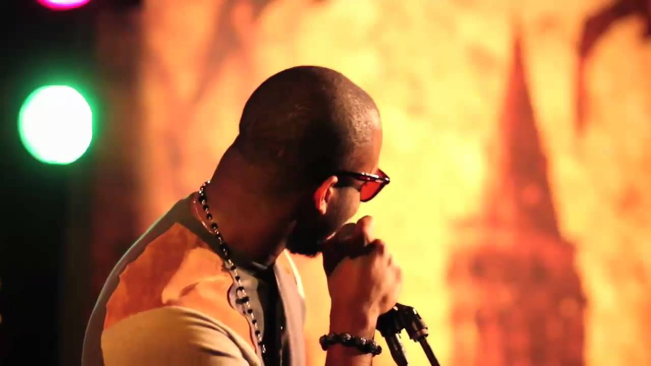 Lynxxx - Performs 'Mixed Signals' live in NYC