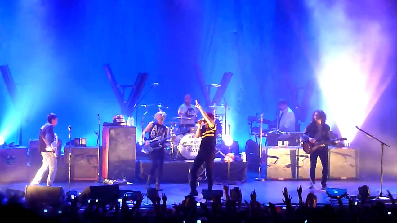 My Chemical Romance - Sing (Live @ 013 Tilburg - 26.02.2011)