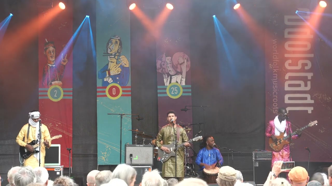Rudolstadt Festival 2025: Kader Tarhanine (Mali) Heinepark Konzertbühne 6.7.2025