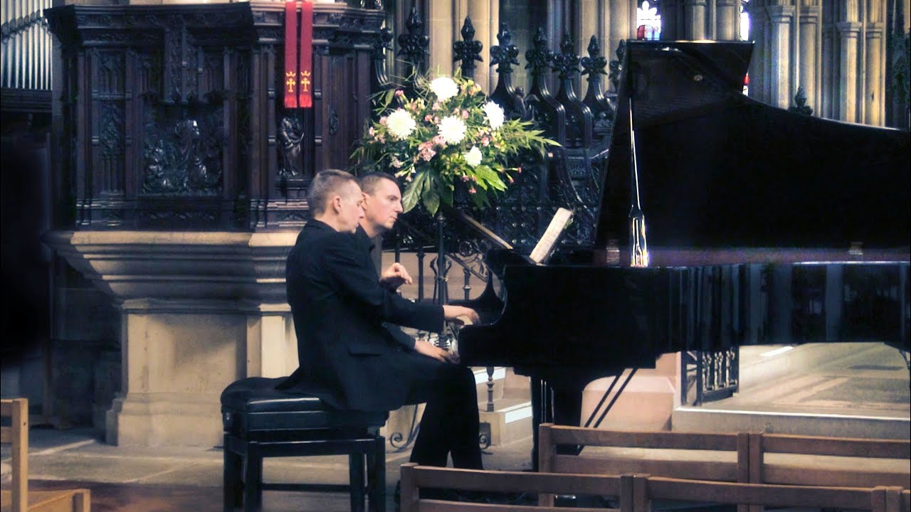 BACH - FANTASIA & FUGUE IN G MINOR (ARR. REGER) BWV 542 - PIANO DUET - SCOTT BROTHERS DUO