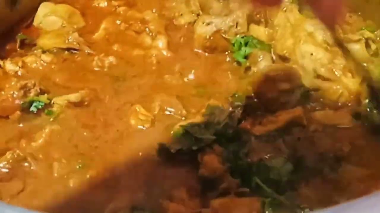 ಚಿಕನ್ ಗ್ರೇವಿ ಜೋಳದ ರೊಟ್ಟಿ 