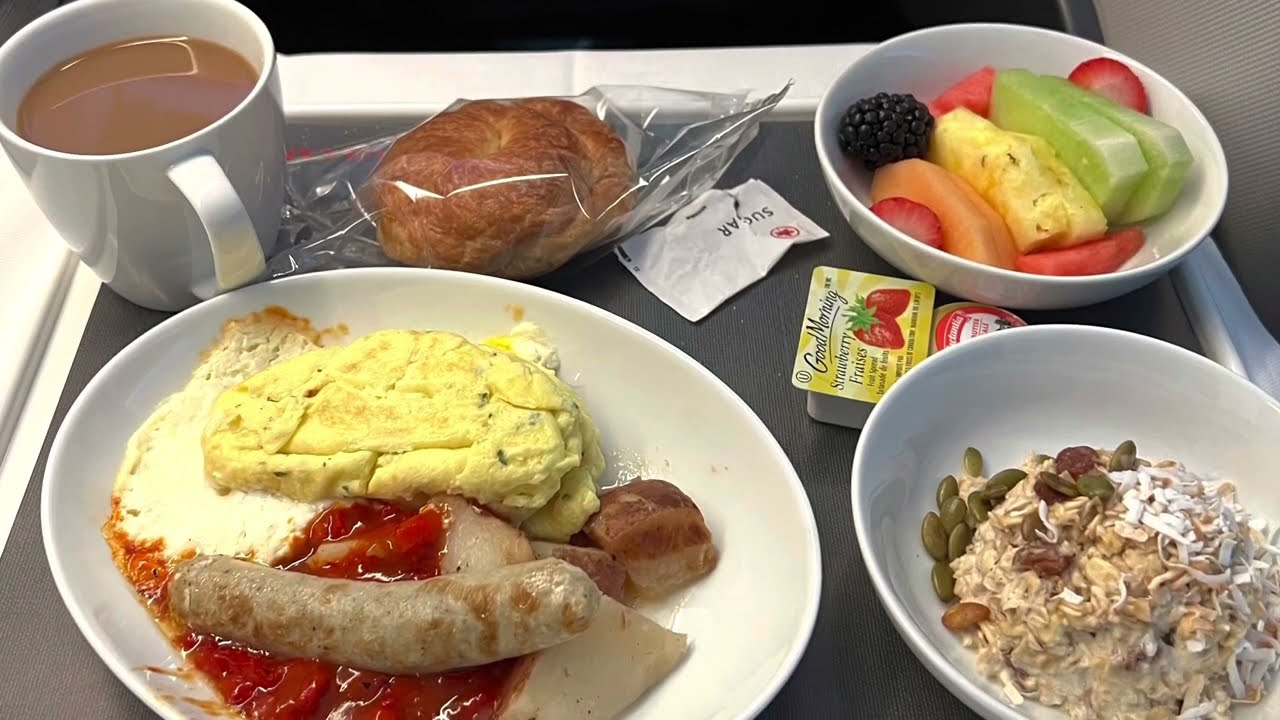Flight Review of Air Canada Business Class YVR (Vancouver) to HKG (Hong Kong) on Boeing 777-300