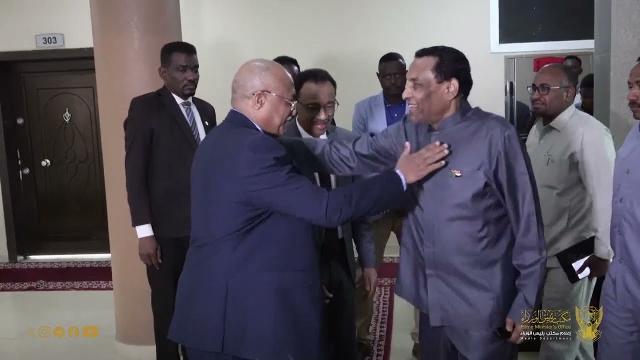 رئيس الوزراء يوجه بوضع برامج ومشاريع إنتاجية للطلاب لتعزيز الاستقرار الأكاديمي#هام 