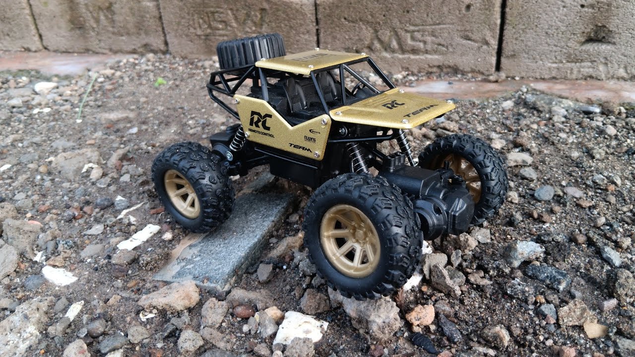 Rekomendasi Hadiah 2026 Untuk Anak Laki-Laki | Mobil Remot Shuangfeng Rock Crawler 1:18 100rban.