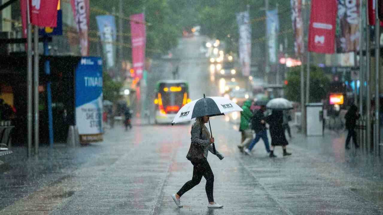 Melbourne affected by flash flooding