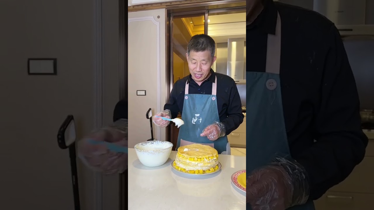 保姆大叔真的是宝藏般的存在，我真不知道还有什么是大叔不会做的了，大家可以下个菜单回头我问问大叔看他会不会做，最好不要太简单，我怕难不倒大叔啊，哈哈哈…#记录真实生活 #日常vlog @抖音小