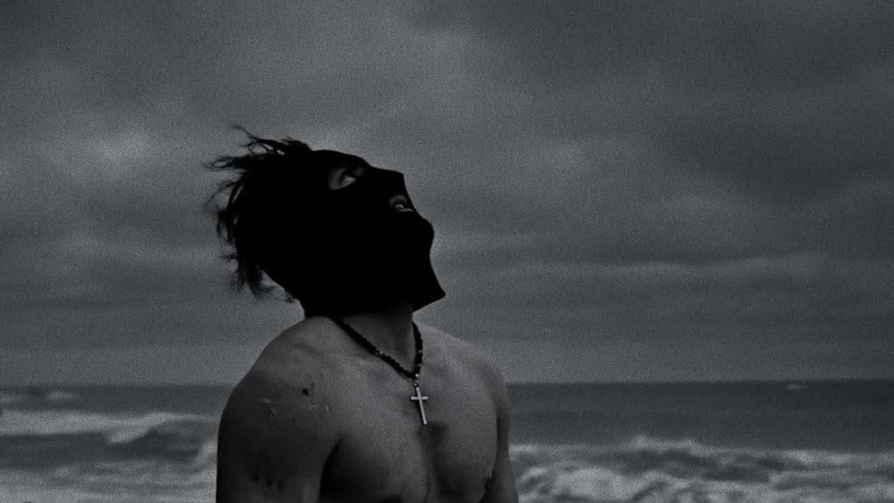 La cagoule - Falaise (Official Music Video)