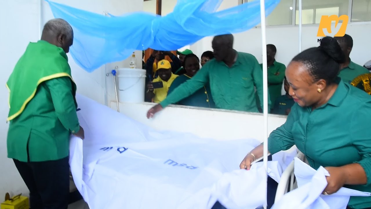 CCM Miaka 49: Mbunge wa Mbarali Akabidhi Mashuka Kituo cha Afya Utengule