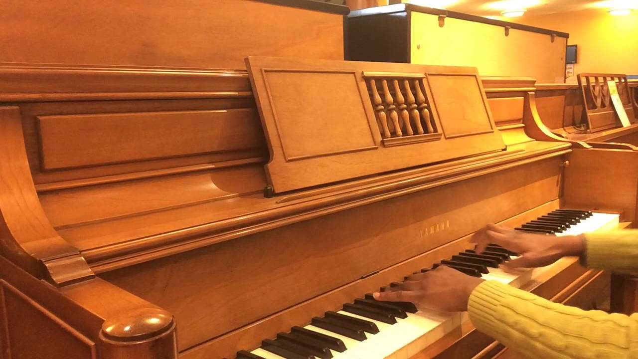 Yamaha Console in Cherry on Consignment