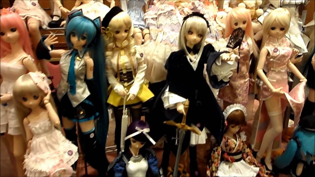 Dollism plus 6 Dollfie World Table.wmv