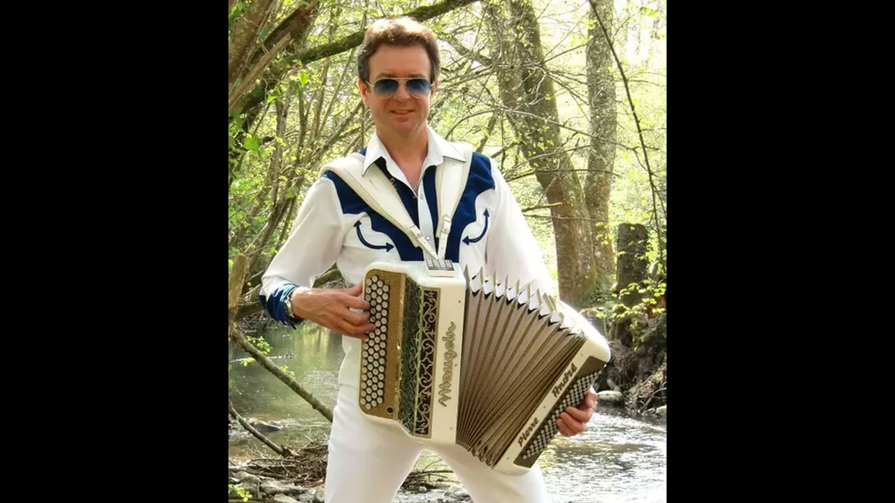 PIERRE ANDRE, valse en Charente, Valse des valses sans fin, une valse bleue.