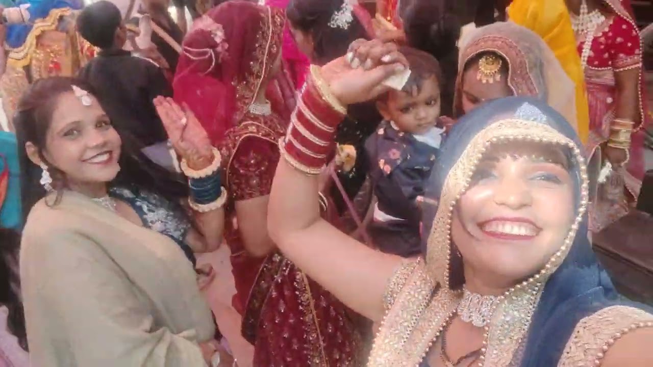 Aaye dulhe Raja🙏🏻🌼🌼👥♥️