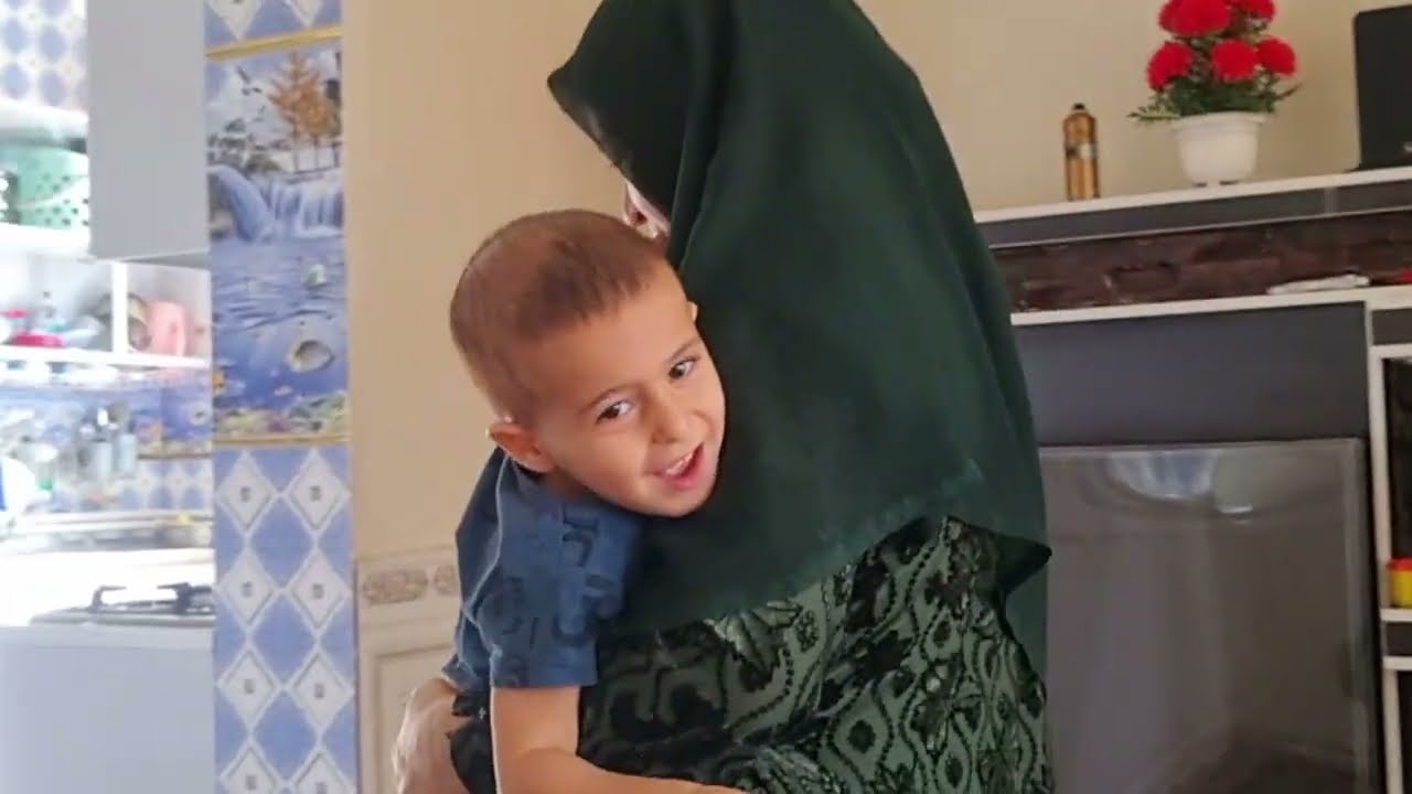 Discharge from the hospital: Isa and Afsaneh's gratitude to the operator and his sister