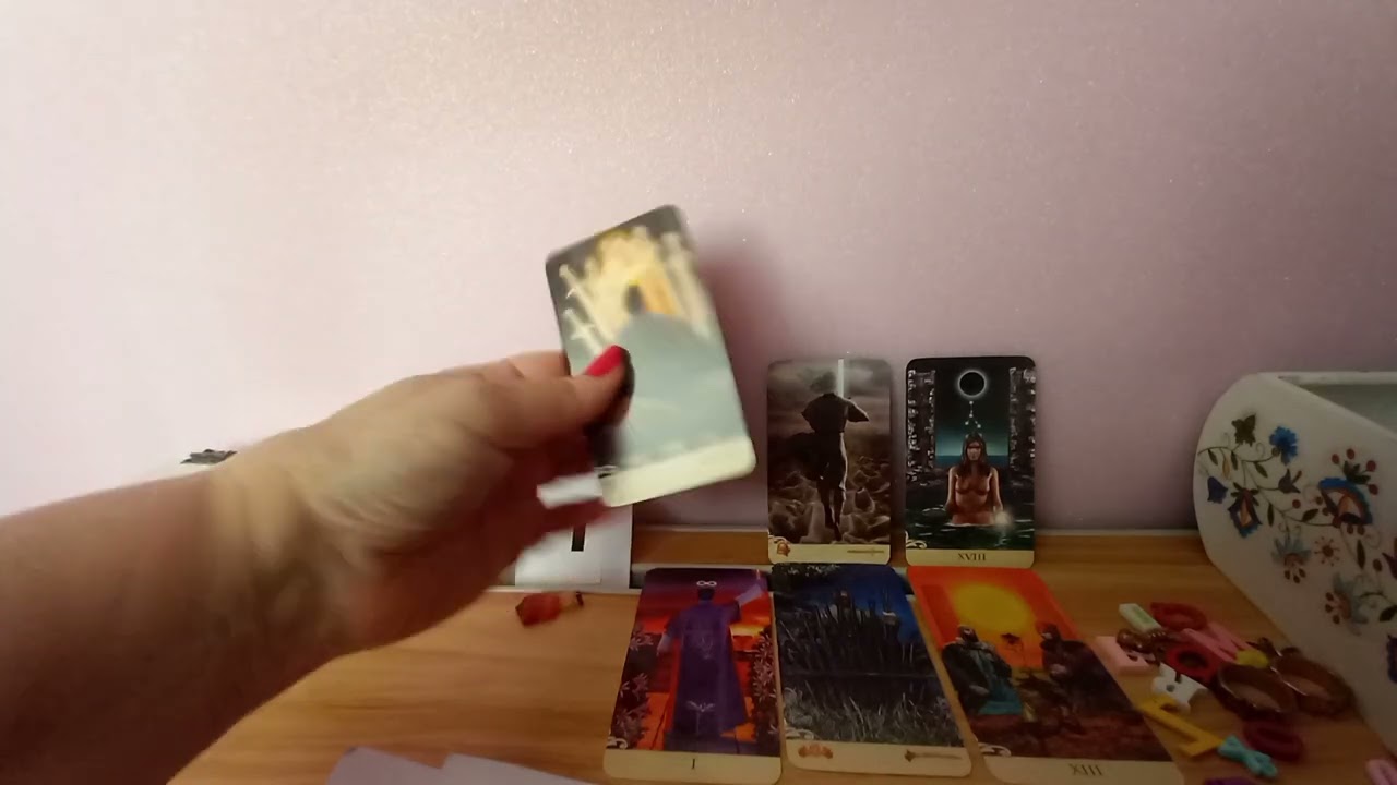 🔮  ŠTA VAŠA OSOBA MISLI O VAMA UPRAVO, SADA?  😍 💭 🔮 #tarot#misli#ljubav#osecanja#tarotterapija#