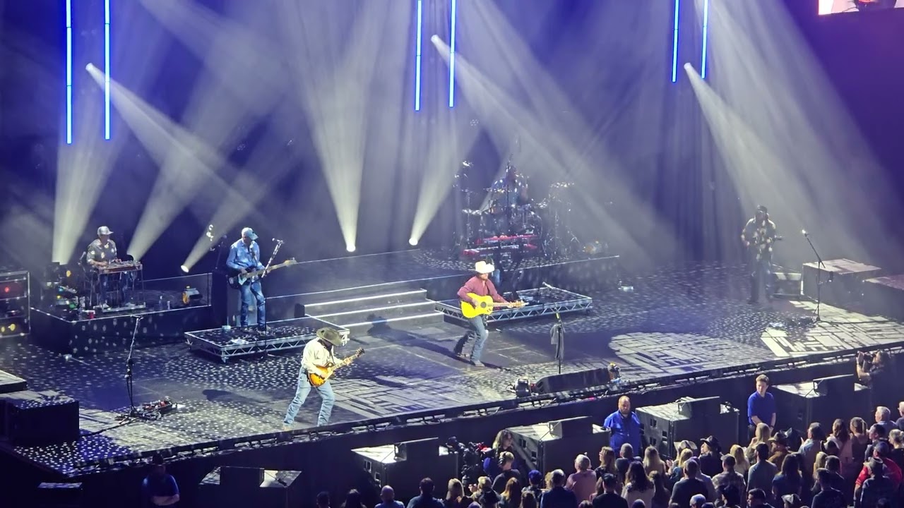 Cody Johnson - The Fall - Live - C2C 2025 - OVO Hydro, Glasgow - 15 March 2025