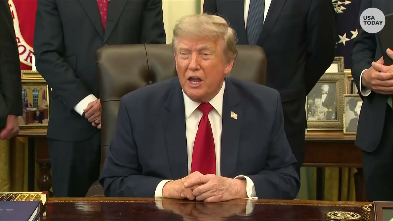 Трамп говорит об ударах США по Ирану, Ормузском проливе и многом другом после подписания указа