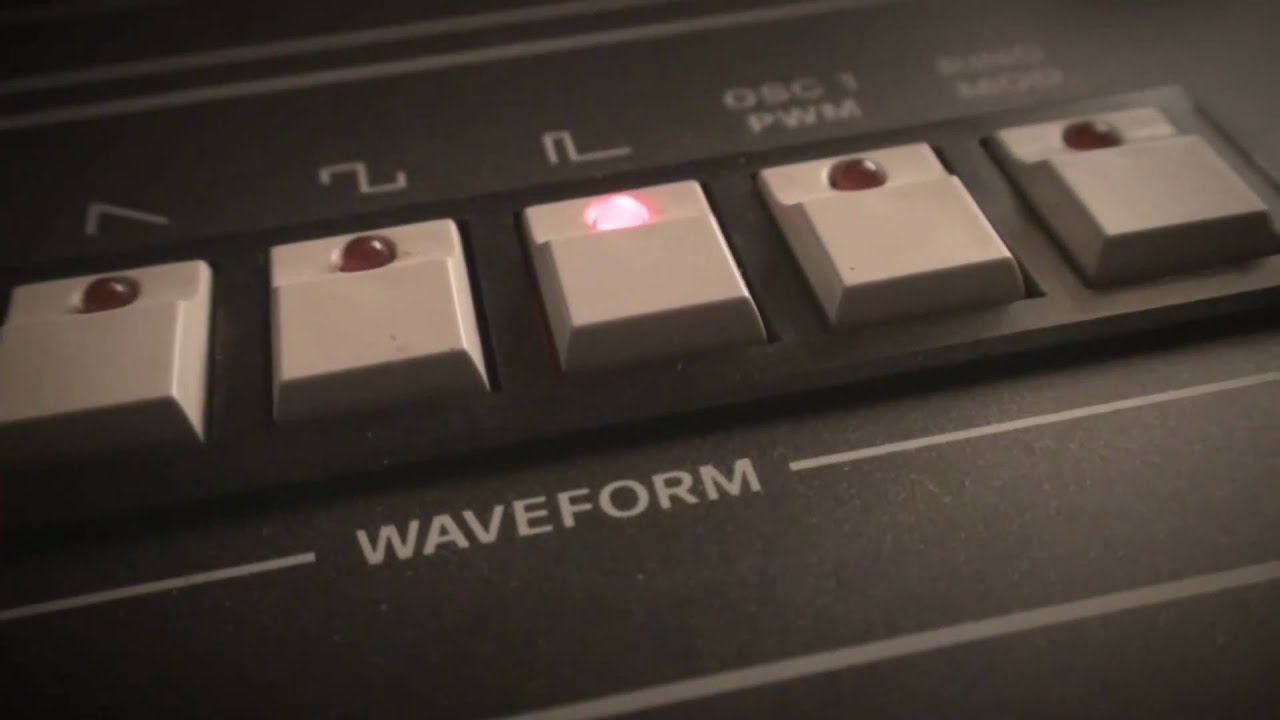 Synthenoxe Part 1.0 - an Elka Synthex impression