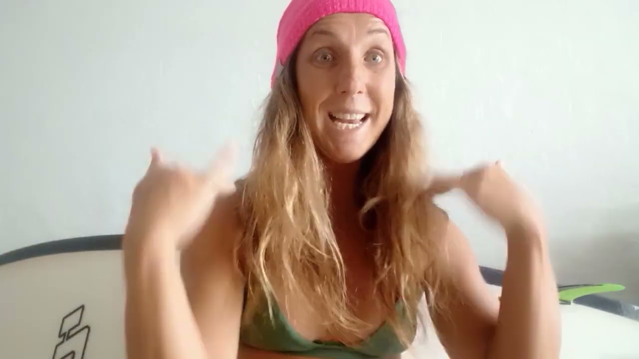 Nazaré Wahine Cutback: surf trip to Ireland