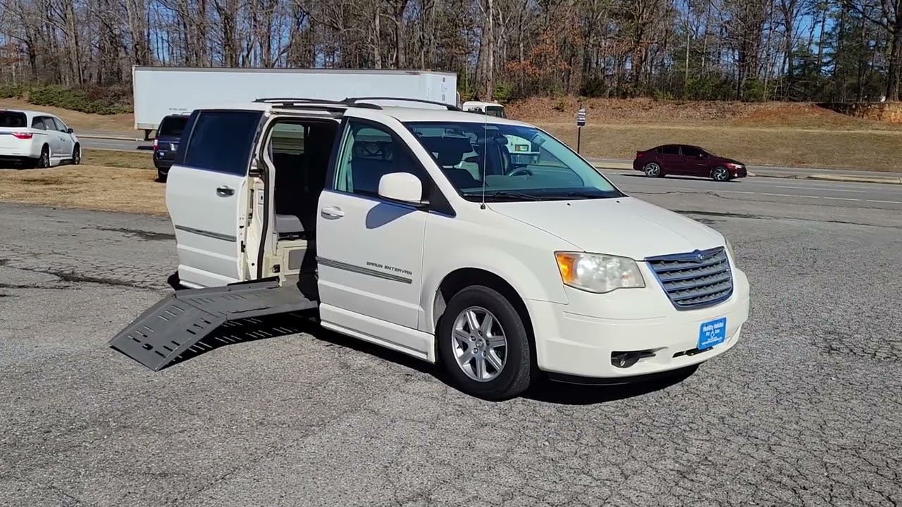 2010 Chrysler TC WHITE 9918