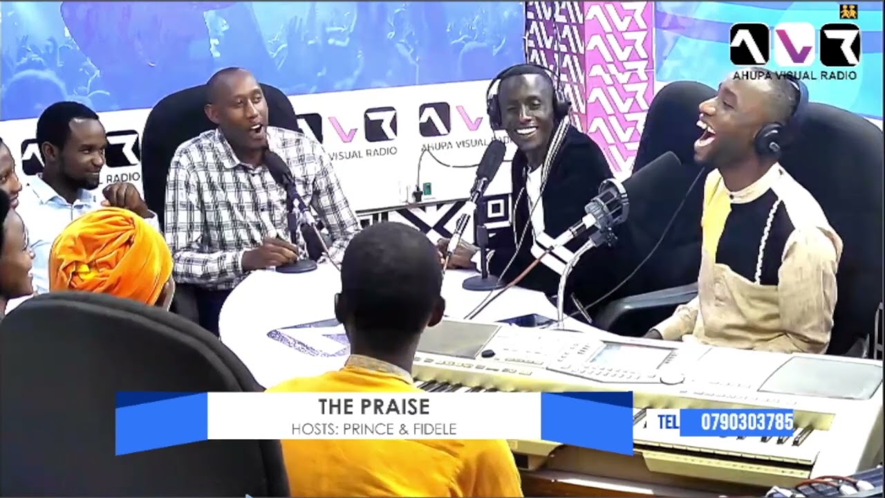 Chorale EVANGELIQUE Kigali kuri Radio Visuel AHUPA, Baramije Imana abanyamakuru barafashwa