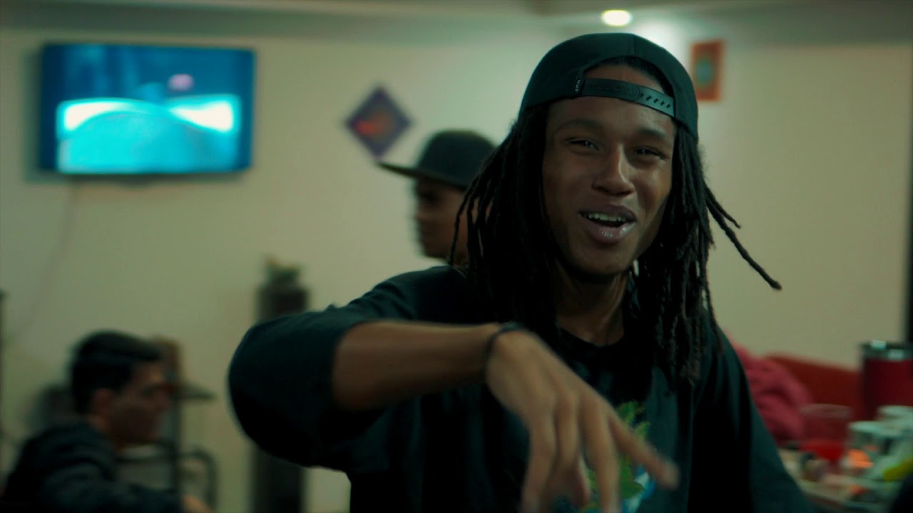 Hello Hello - Cochori ( Video Oficial )