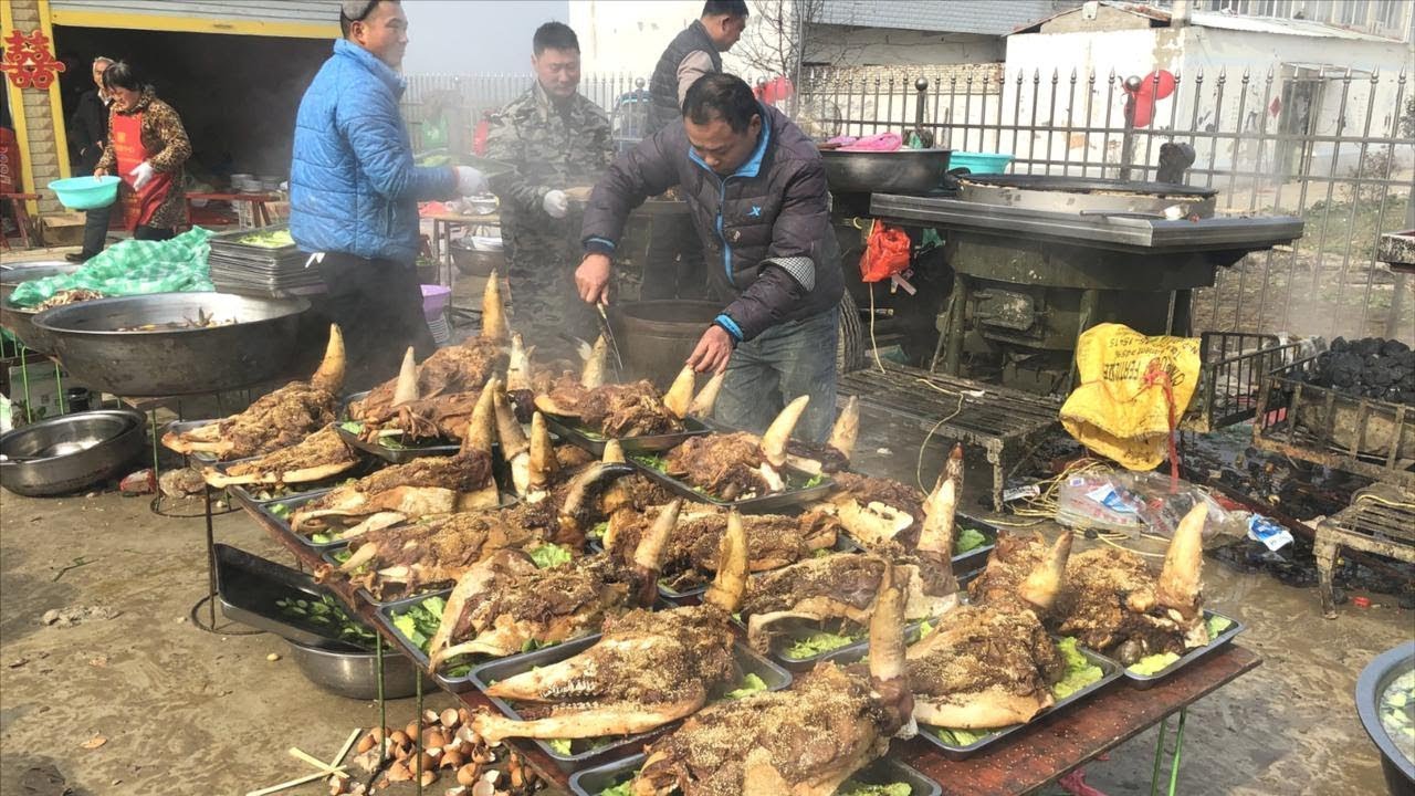 农村婚宴1280元一桌，50个牛头宴，牛气冲天！太土豪了！【唐哥美食】