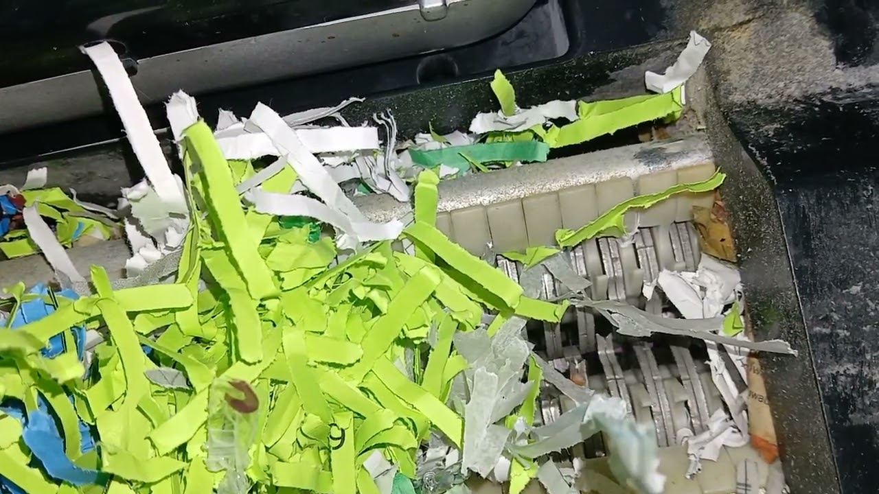 Shredding a fruit by the foot paper in the Fellows S8-89C paper shredder