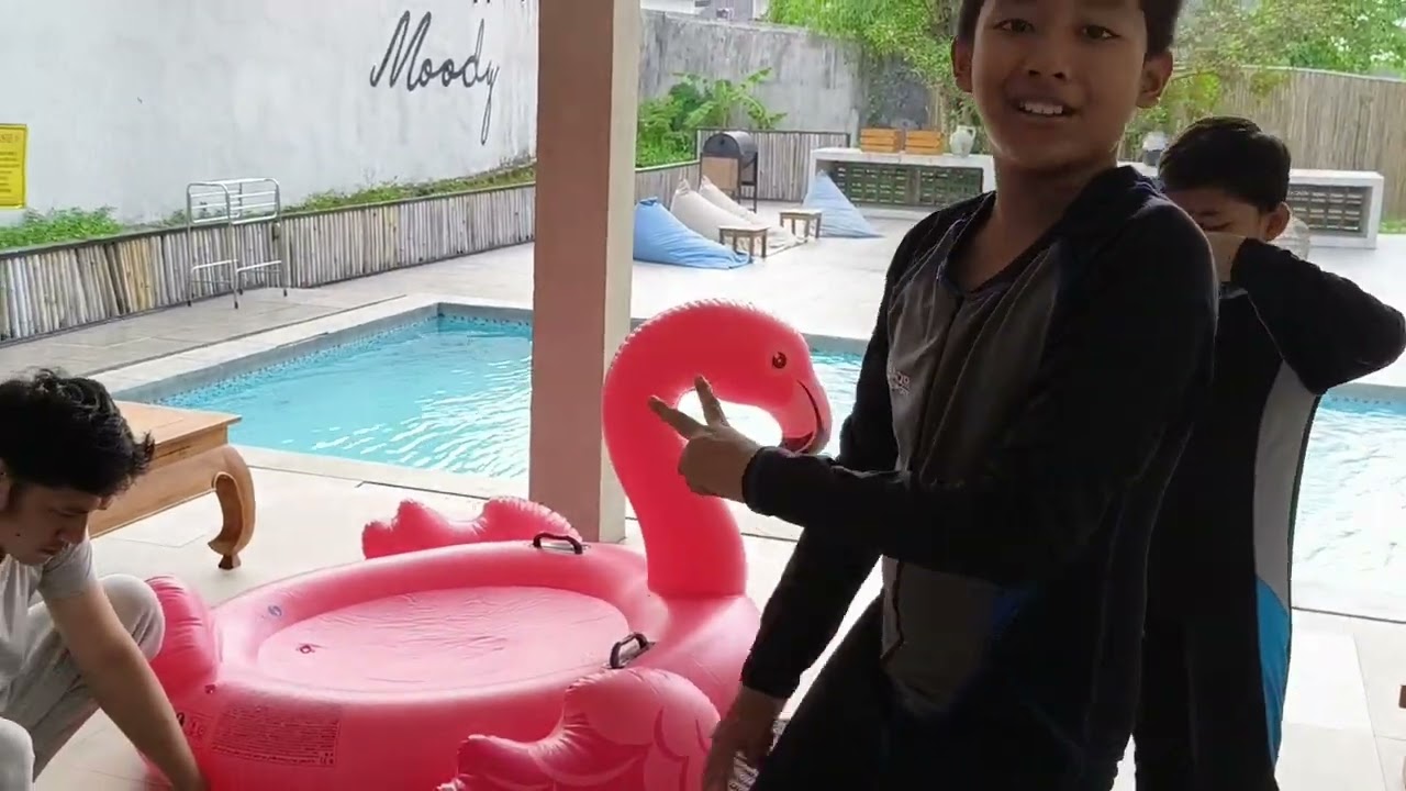 LIBURAN DI VILLA HOLY || THE VILLA 100 PUNCAK || VILLA COZY UNTUK KELUARGA BESAR