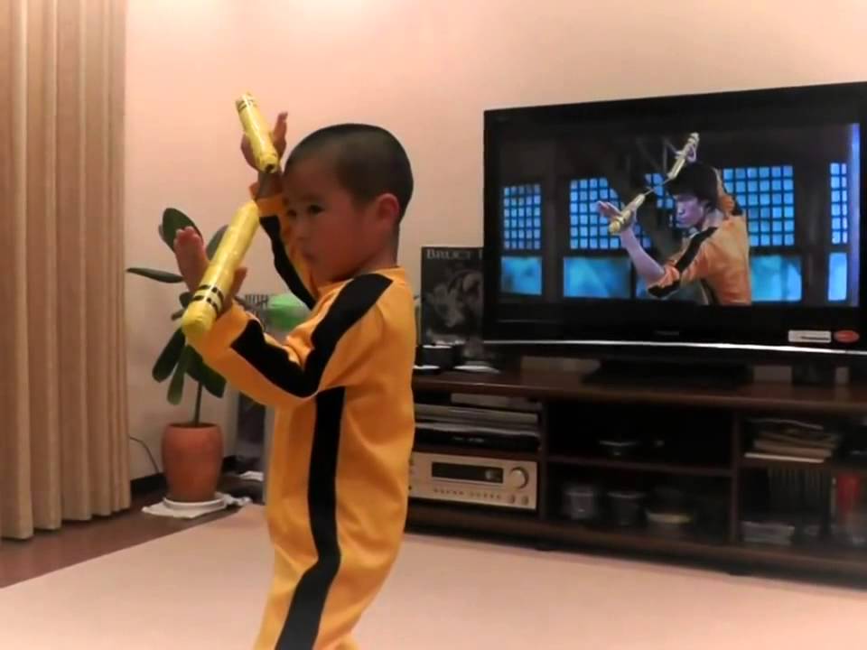 李小龍再現！日本5歲童雙截棍功夫一流